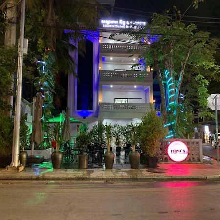 Nico'S Hotel And Skybar 暹粒 外观 照片