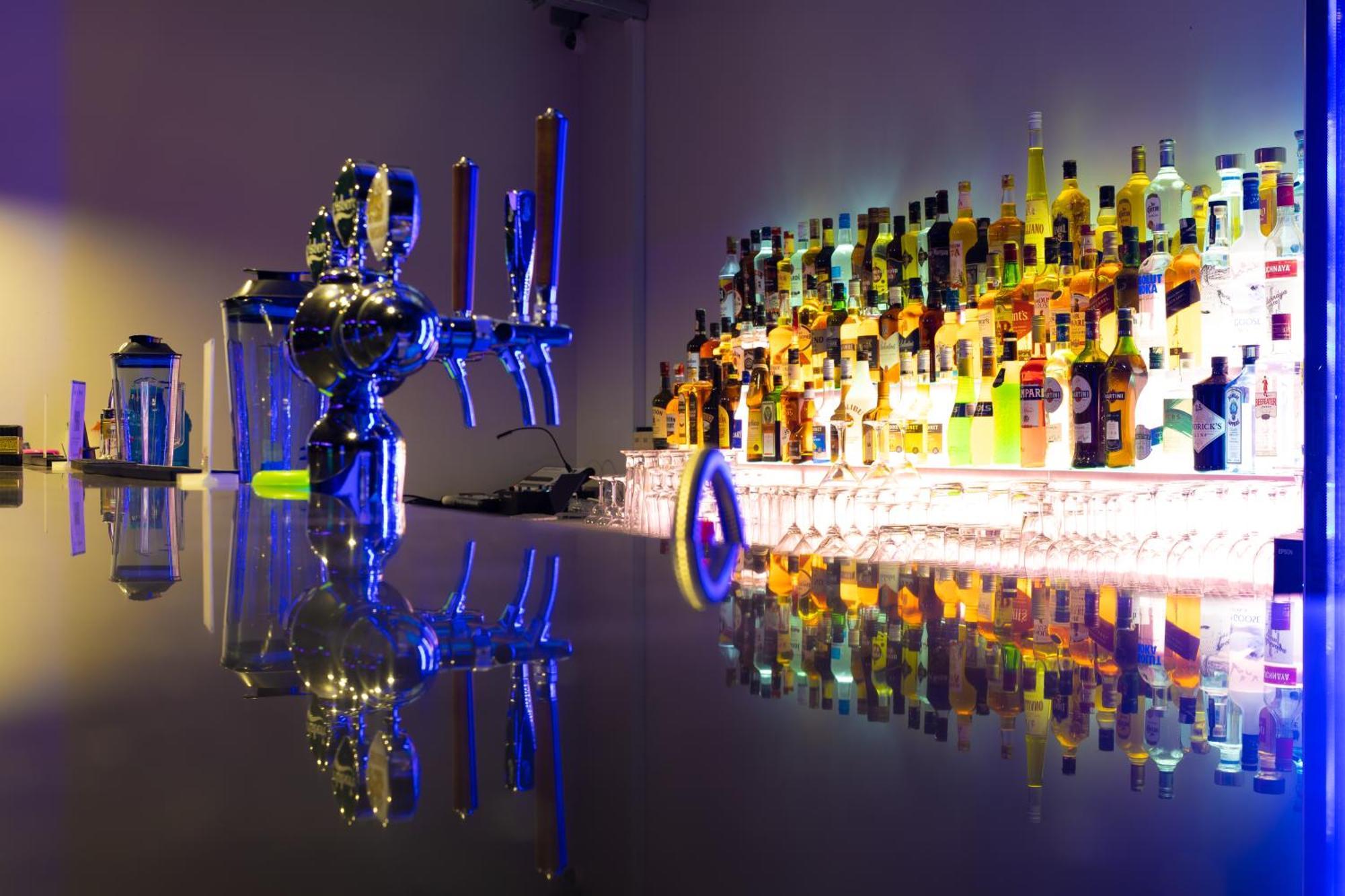Nico'S Hotel And Skybar 暹粒 外观 照片