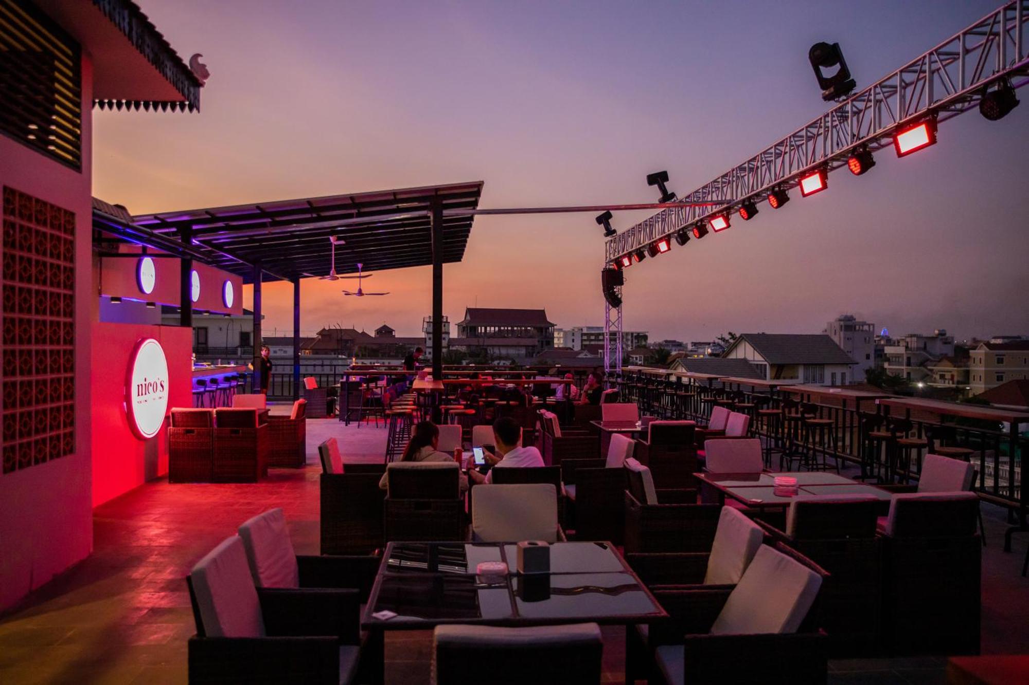 Nico'S Hotel And Skybar 暹粒 外观 照片